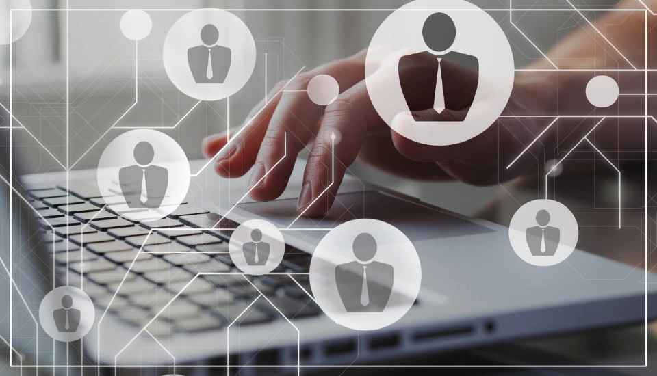 あなたの店の「求人担当」もWebに任せて